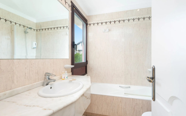 Hospedium Hotel Blu Loiu