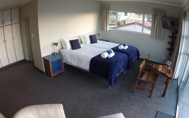 Knysnaviews Guest House