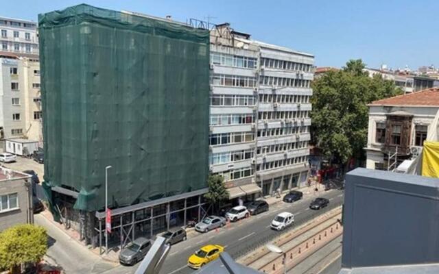Triada Hotel Karakoy
