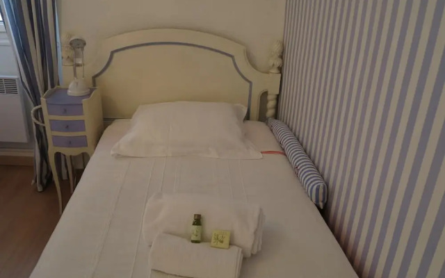 Viva Riviera 2 Bedrooms with Balcony