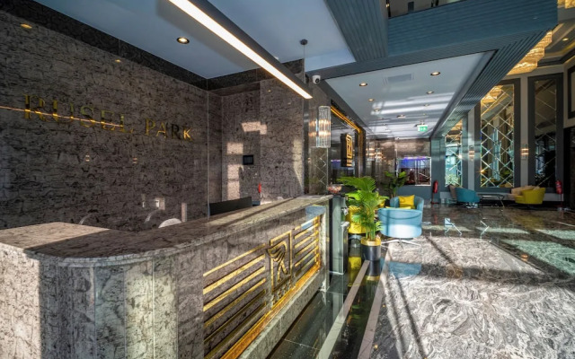 Rusel Park Residence