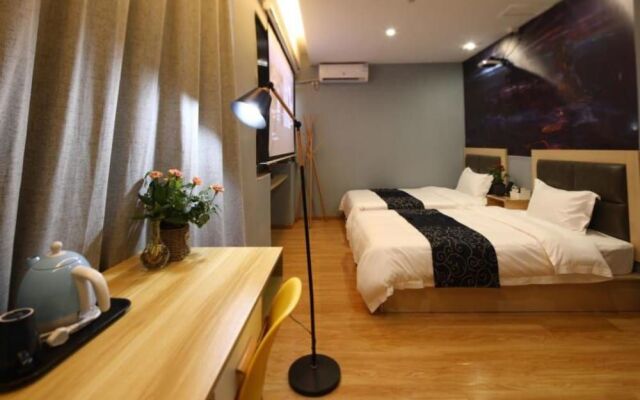 Shenzhen Jiahao Boutique Movie Hotel