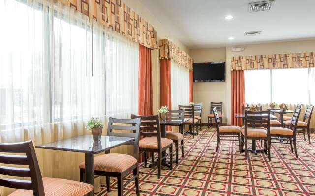 Brunswick Suites Golden Isles