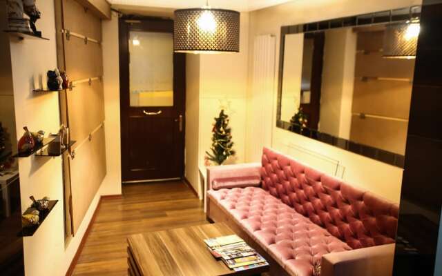 Pera City Suites