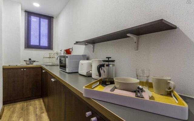 Fabulous First Floor Apartment Dasiri Downtown Residence