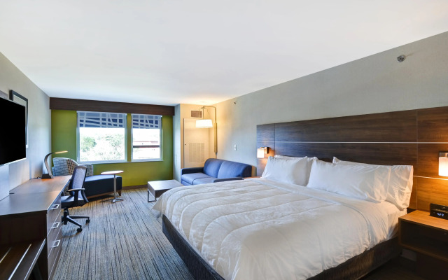 Holiday Inn Express Boston by IHG