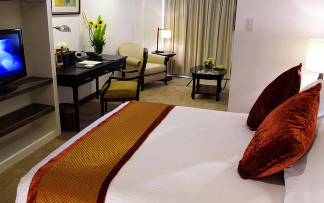 Discovery Suites
