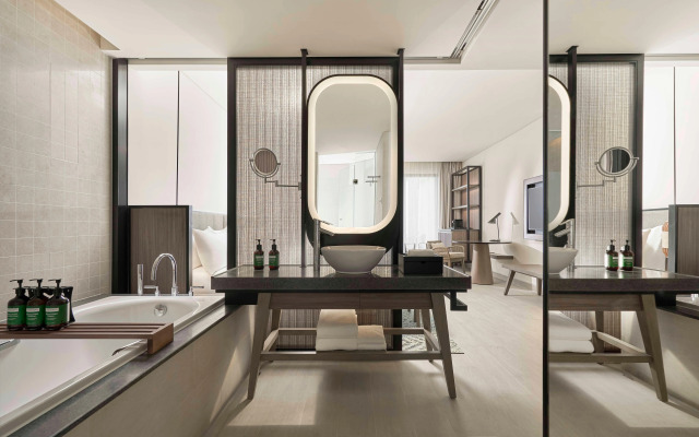 Crowne Plaza Phu Quoc Starbay by IHG