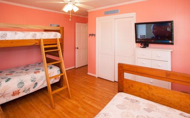 Paws & Relax (formerly Surf Rider)