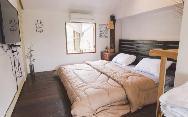 The Goose Farm Stay & Cafe