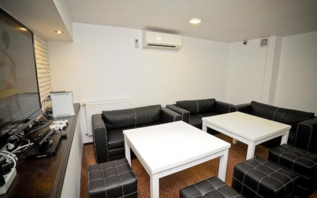 World Hostel