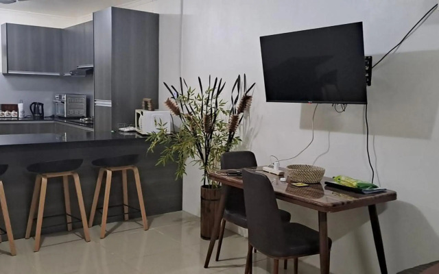 ABM Court Holiday Apartments