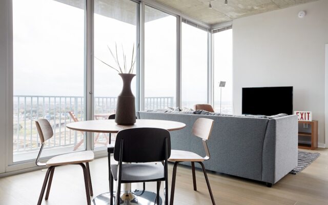 Desirable Midtown Suites by Sonder