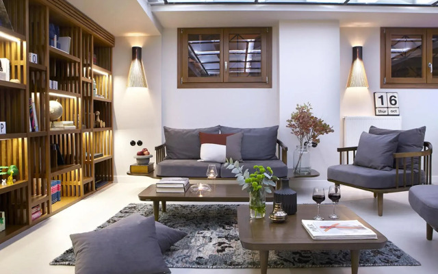 Apollon Library Suites