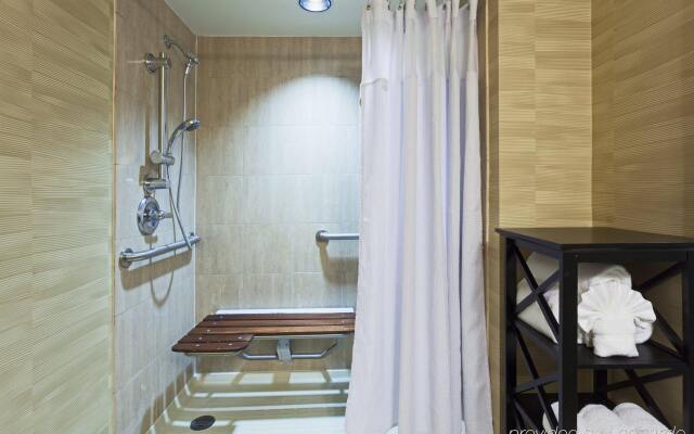 Crowne Plaza Hotel Jacksonville Airport/I-95N by IHG