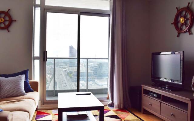 Modern High Rise 1 Bedroom In Downtown Toronto