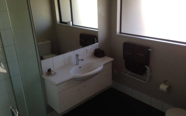Azena Motels