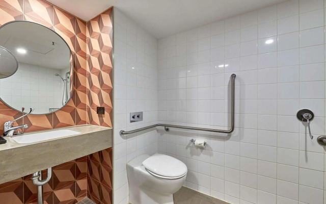 ibis Perth