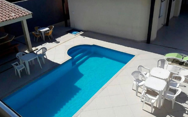 Casa Paraná com 8 quartos acomoda até 40 pessoas