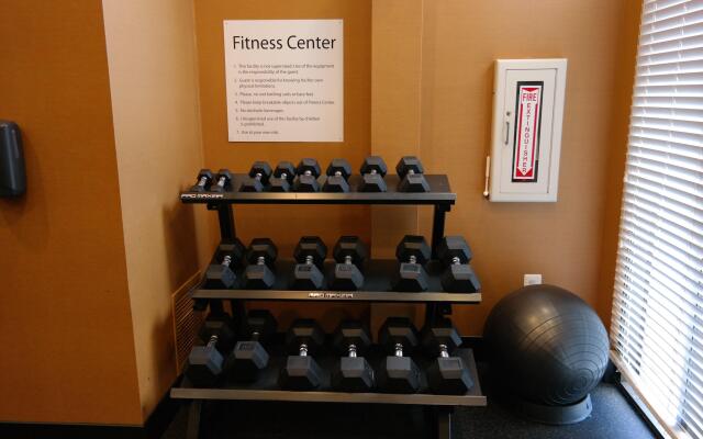 Holiday Inn Express Fredericksburg Southpoint by IHG