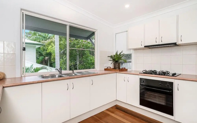 Your Coastal Treetop Escape