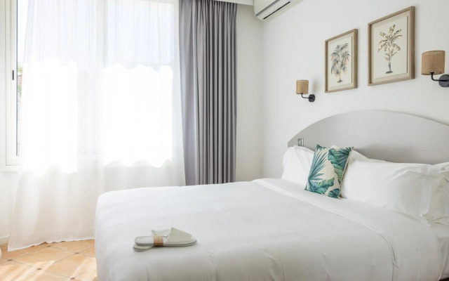 Hotel La Villa Juan Beach