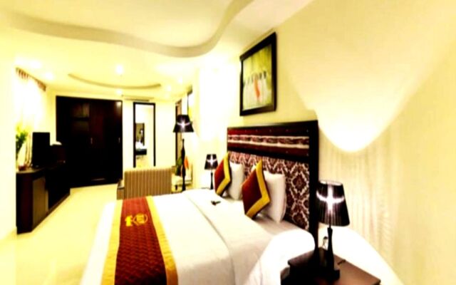 Kay Hotel Danang - Near Dragon Bridge