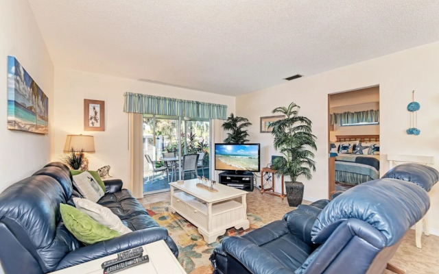 Polynesian Gardens Villa P6 by Vtrips