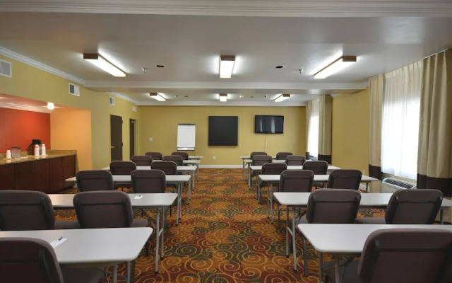 Comfort Inn & Suites Trussville I-59 Exit 141