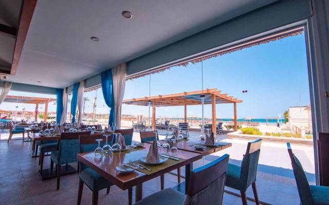 Mövenpick Waterpark Resort & Spa Soma Bay