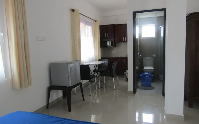 Queens Park Apartment