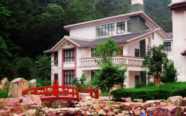 Yinying Mountain Villa