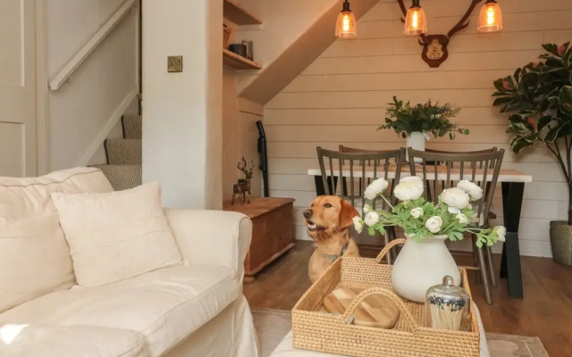 Stag Cottage
