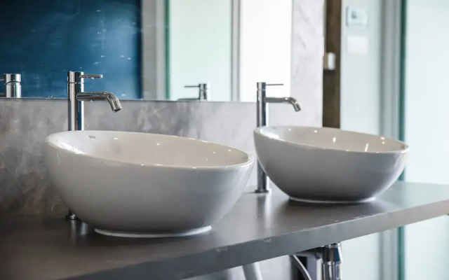 Sleep To Fly Hotel & Hostel