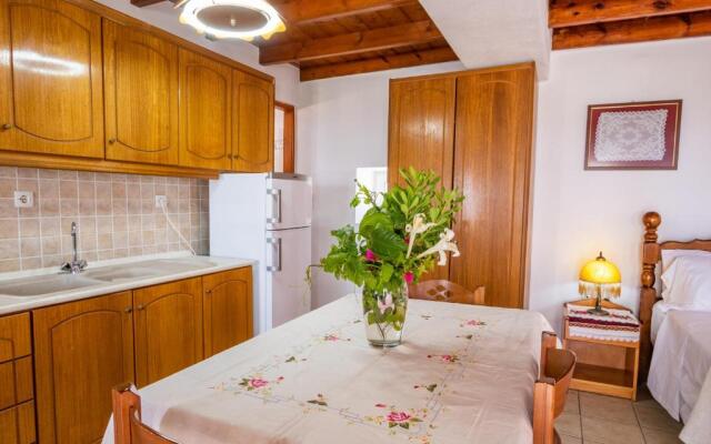Maria Apartments