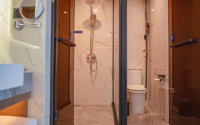 Super 8 Hotel Premier Kashgar Ancient City Food Street