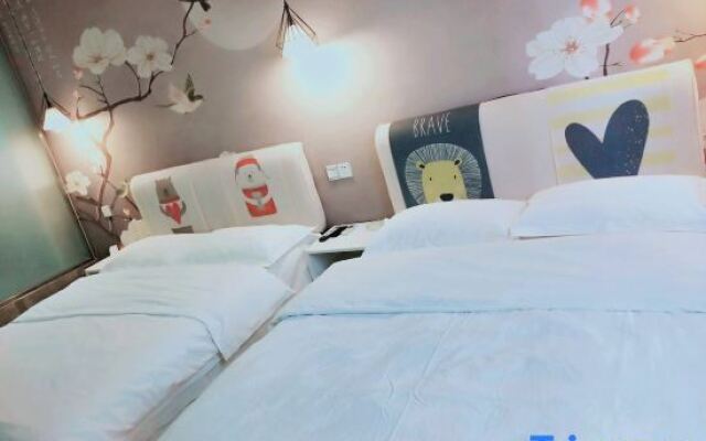 Xinyang Dongpeng Hotel