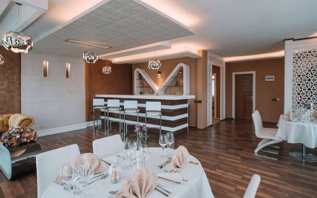 Diamond Hotel