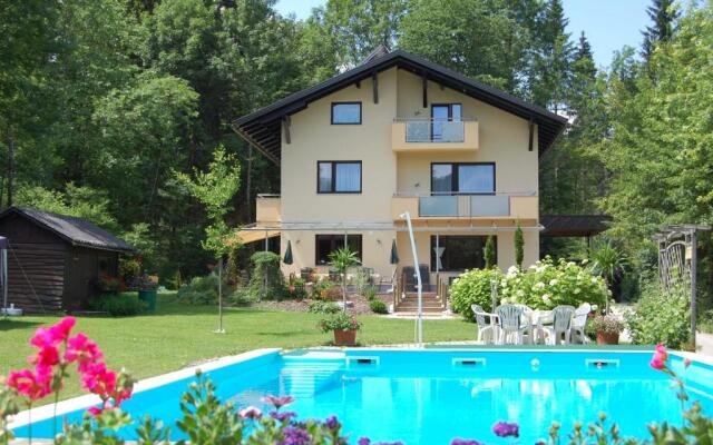 Haus am Wald
