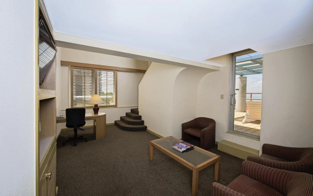 DoubleTree by Hilton Darwin Esplanade