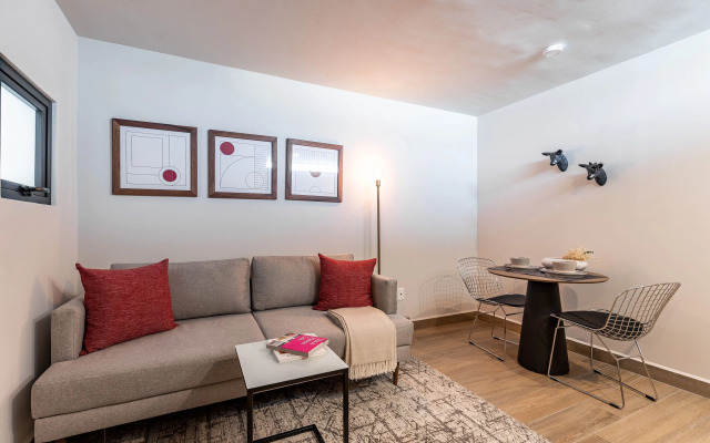 Casai Roma | 1BR | Lira Apartment