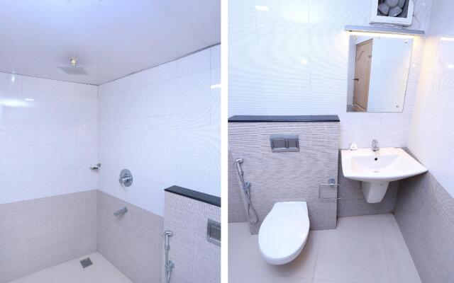 OYO Flagship 25093 Hotel Thamam