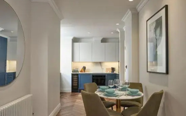 Mayfair – Peterson House