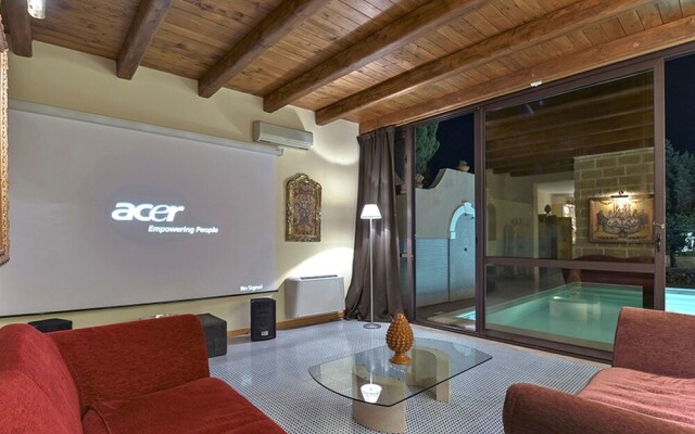 Villa With sea View and Private Pool Very Near to the Center of Taormina