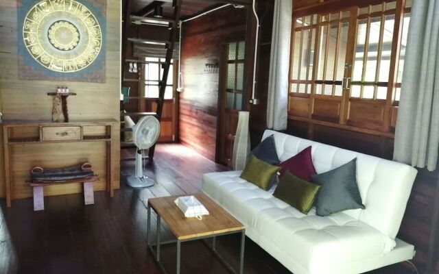 Rustic Charm Suphan