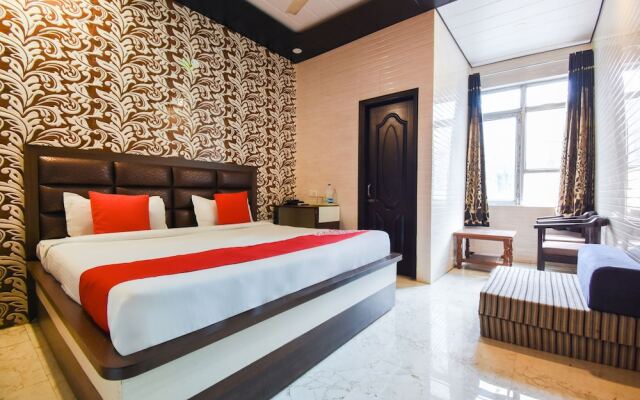 OYO 4430 Hotel Holy city