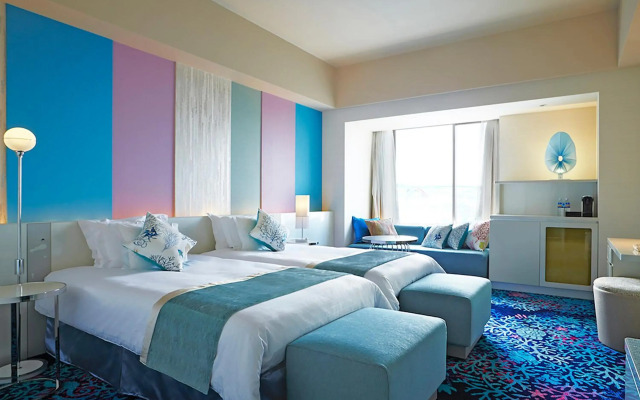 Hotel Universal Port