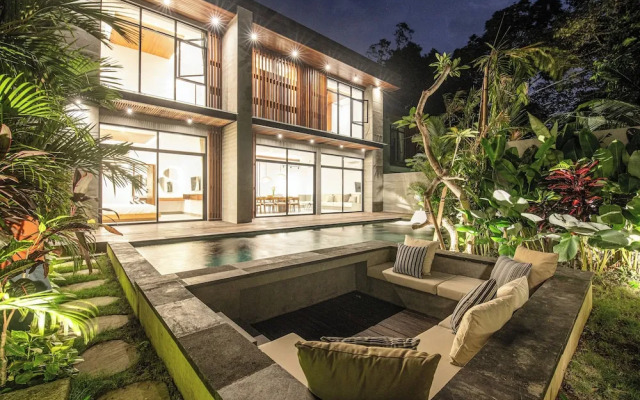 Exquisite 5br Villa, 400m to the Beach