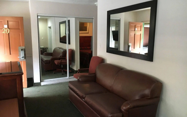 Starlite Motel