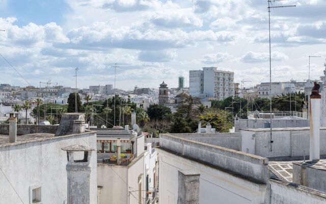 Duplex apartment with seaview terrace in Ostuni